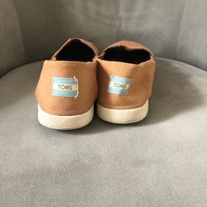 Toms espadrilles